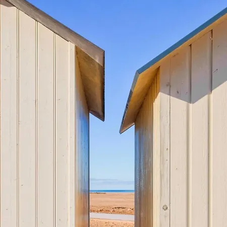 La Casa Nausicaa — Serenity On The Ouistreham