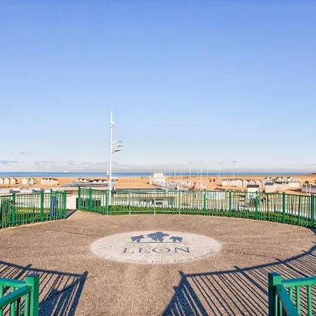 La Casa Nausicaa — Serenity On The Daire